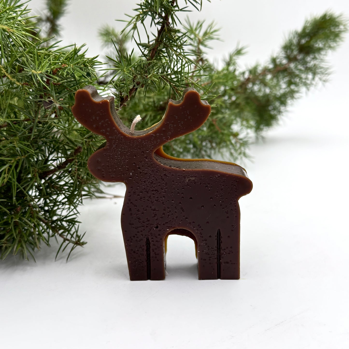 Фигурная свеча «Briedēns», 8x9 см