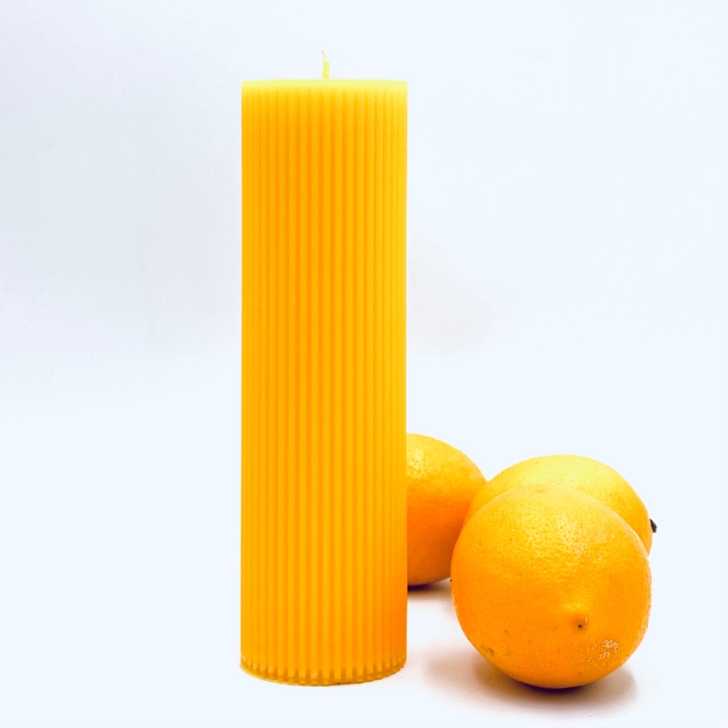 Свеча дизайнерская «Королевская», ребристая, жёлтая, 6х20 см