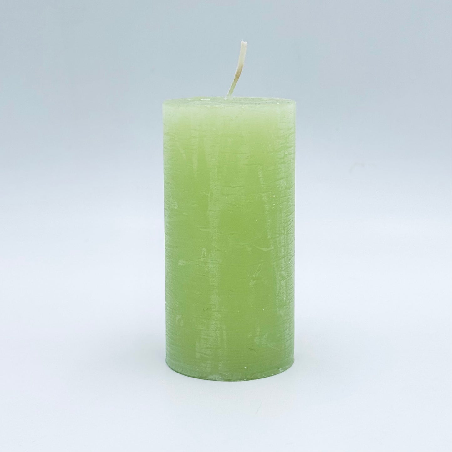 Candle cylinder ⌀ 5x10 cm, light green (pastel)