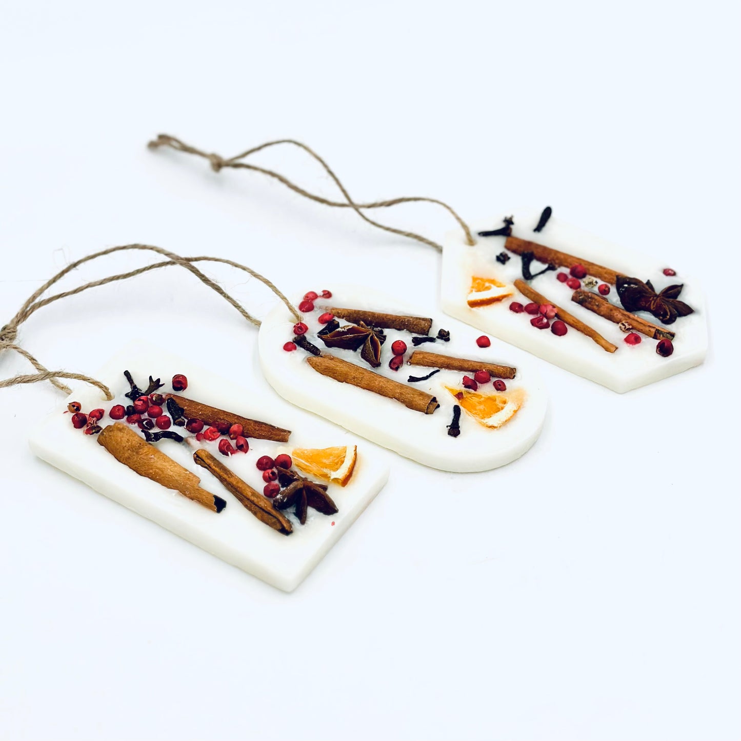 Aromātiskā sojas vaska komplekts 3 gab., ar kanēļa un ābola aromātu