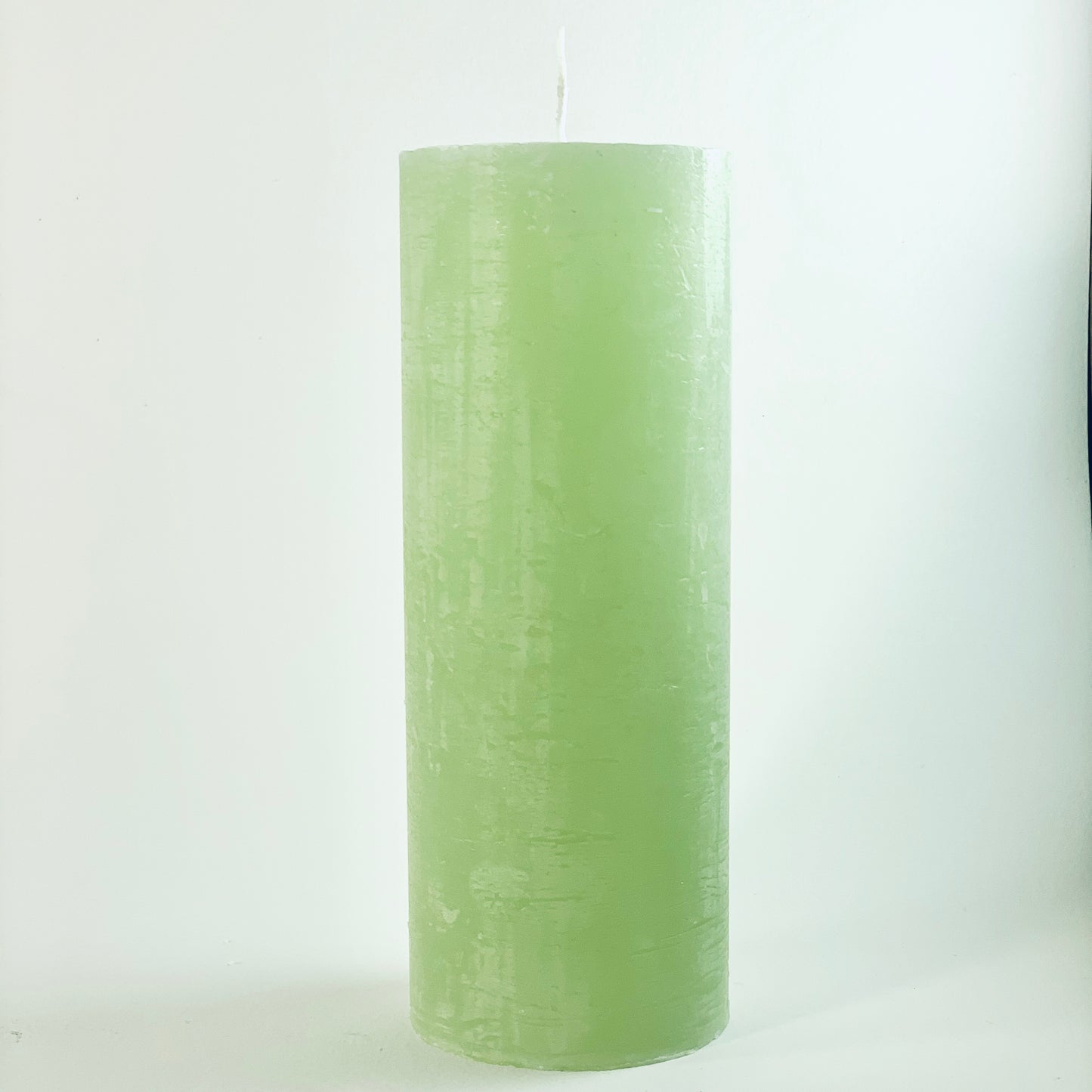 Candle cylinder ⌀ 6x15.5 cm, light green (pastel tone)