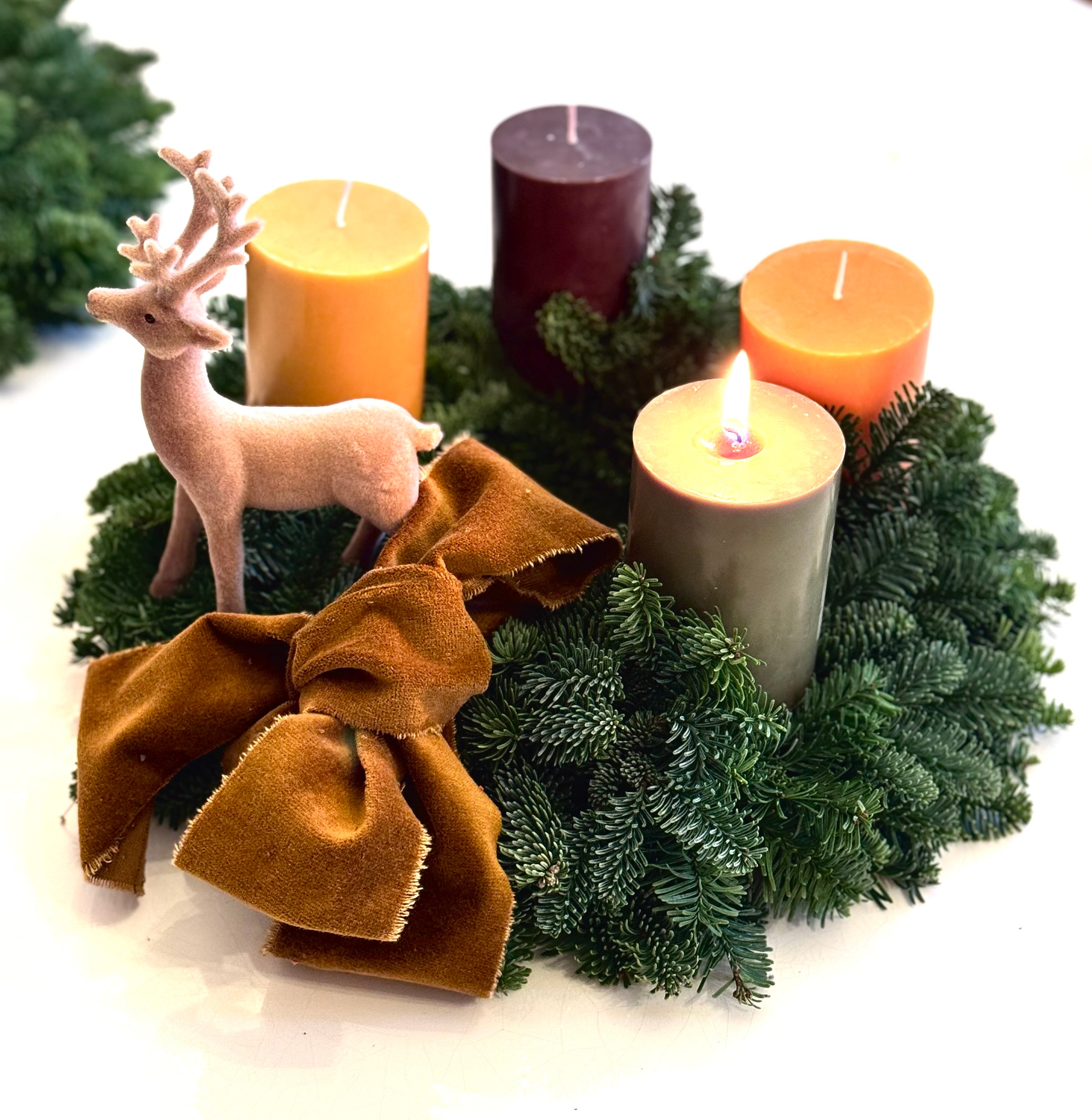 Svētku un sezonālās sveces