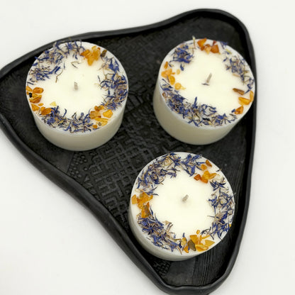 Dabīgā sojas vaska svece “Saulgriežu gaismā”, citronzāles aromāts
