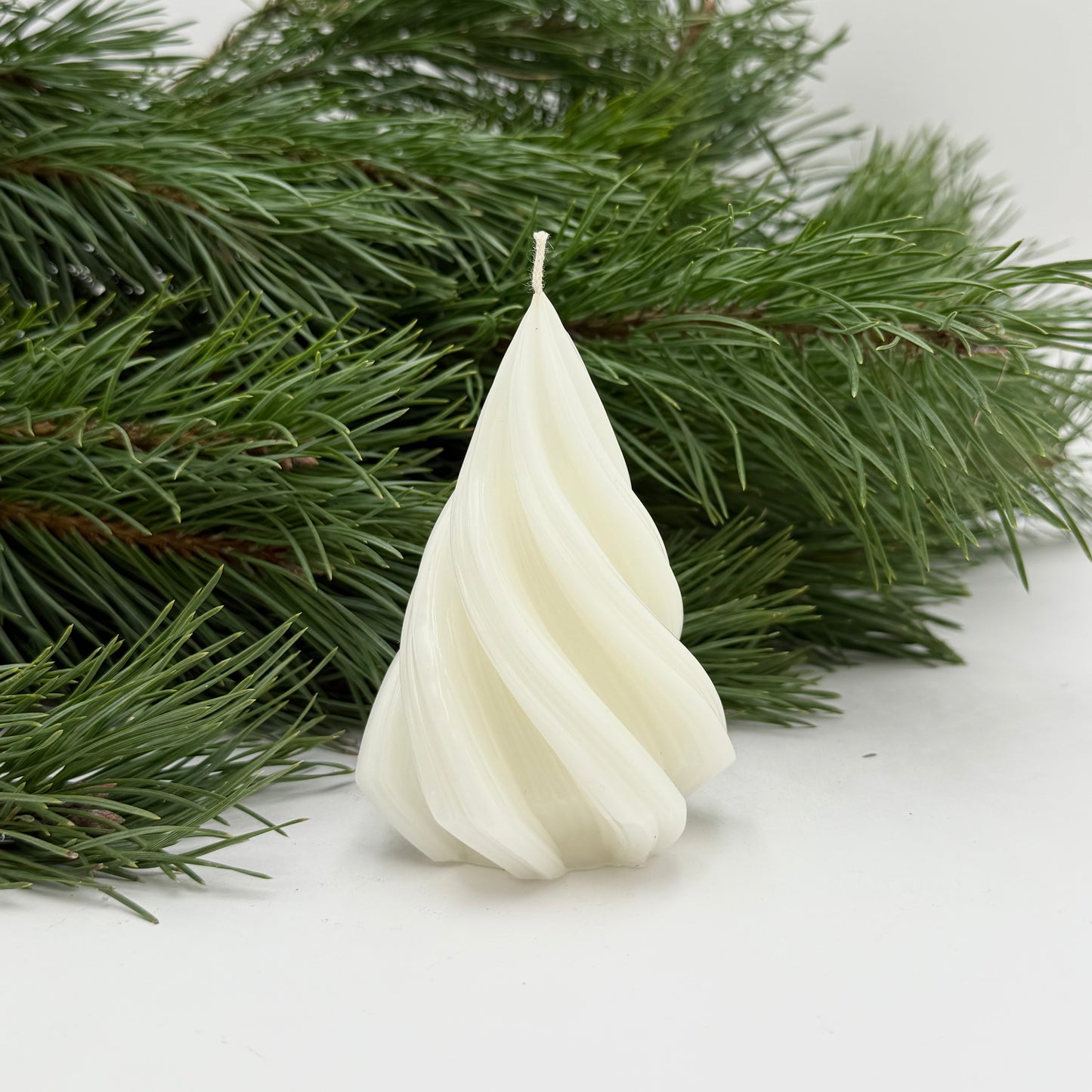 Dizaina svece “Virpuļegle”