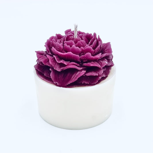 Dabīgā sojas vaska svece “Ziedēšana” ar vieglu ziedu aromātu
