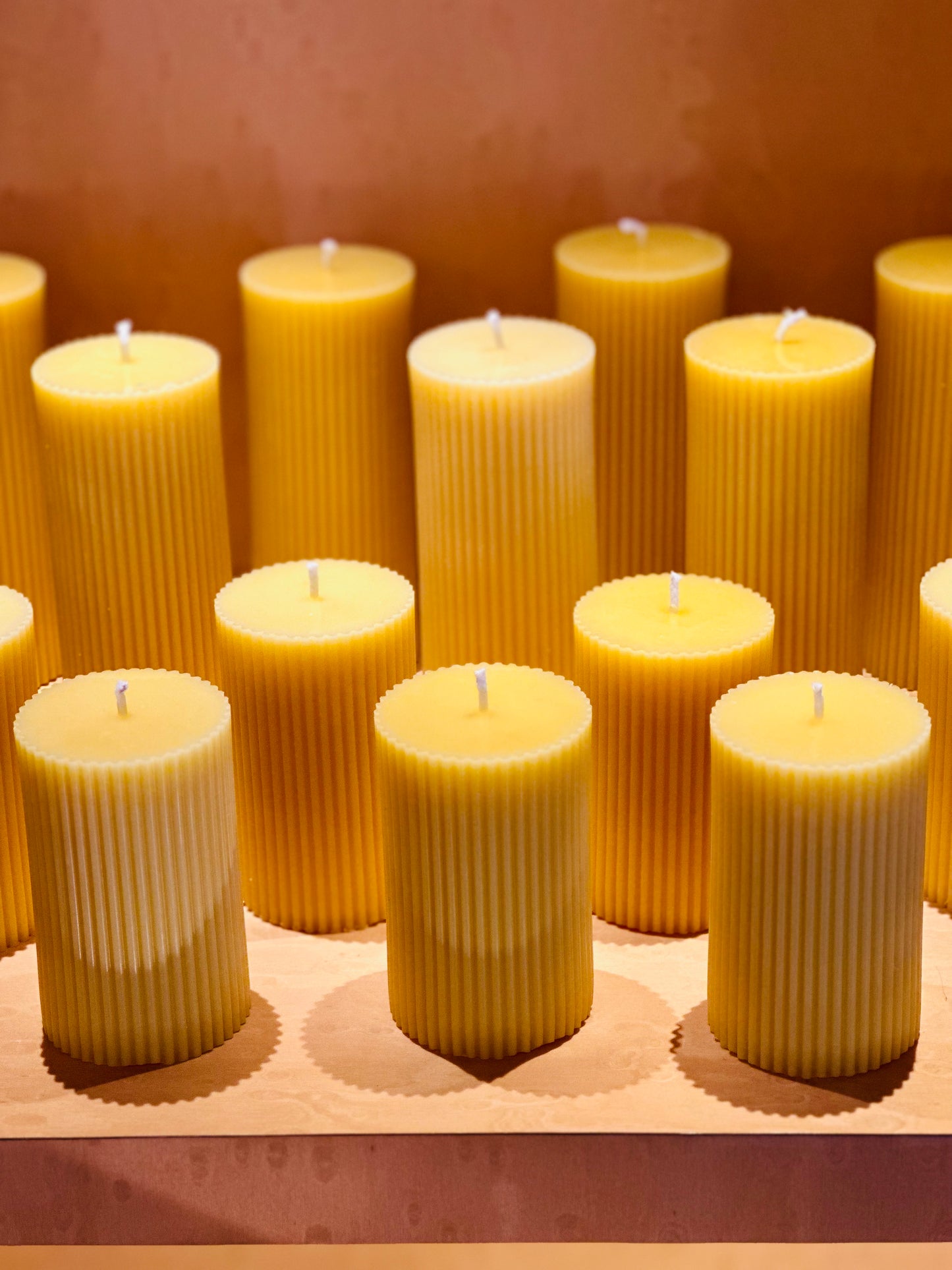 Beeswax candle, 6x14 cm
