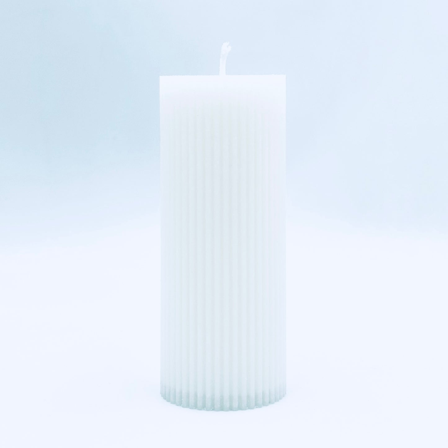 Design candle "Royal", ribbed, white, 6x15cm