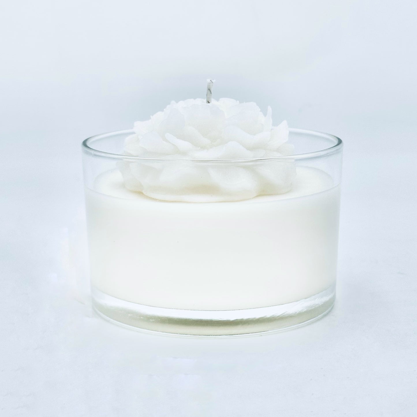 Soy wax candle in a glass container, ⌀ 11x8 cm