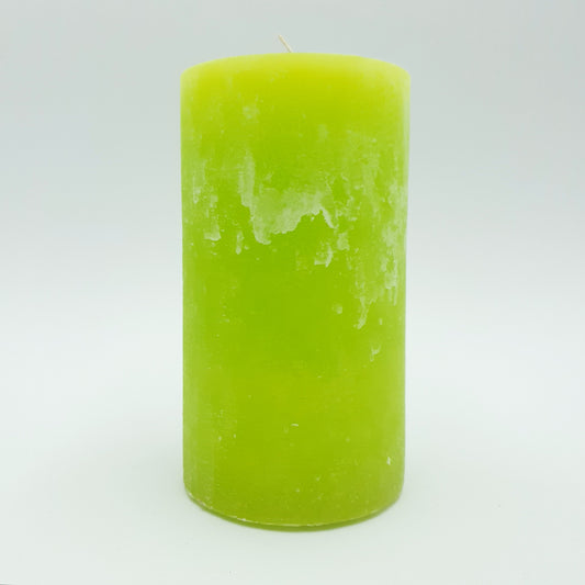 Svece cilindrs ⌀ 10x18 cm ar vienu dakti, Laima zaļa.