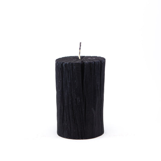 Black candle with charcoal texture ⌀7x10 cm