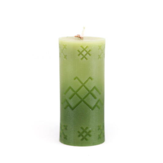 Candle with Latvian rune "Jumis", green