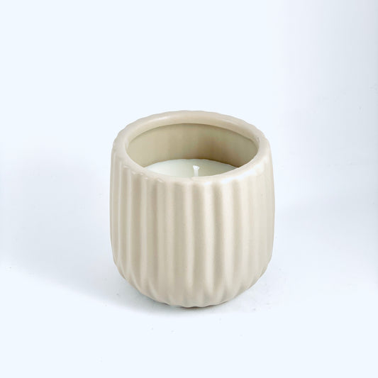 Candle in a brown ceramic pot, 7.8x7.2 cm