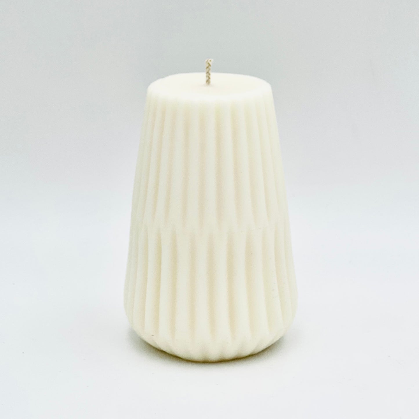 Design candle 9x13.5 cm