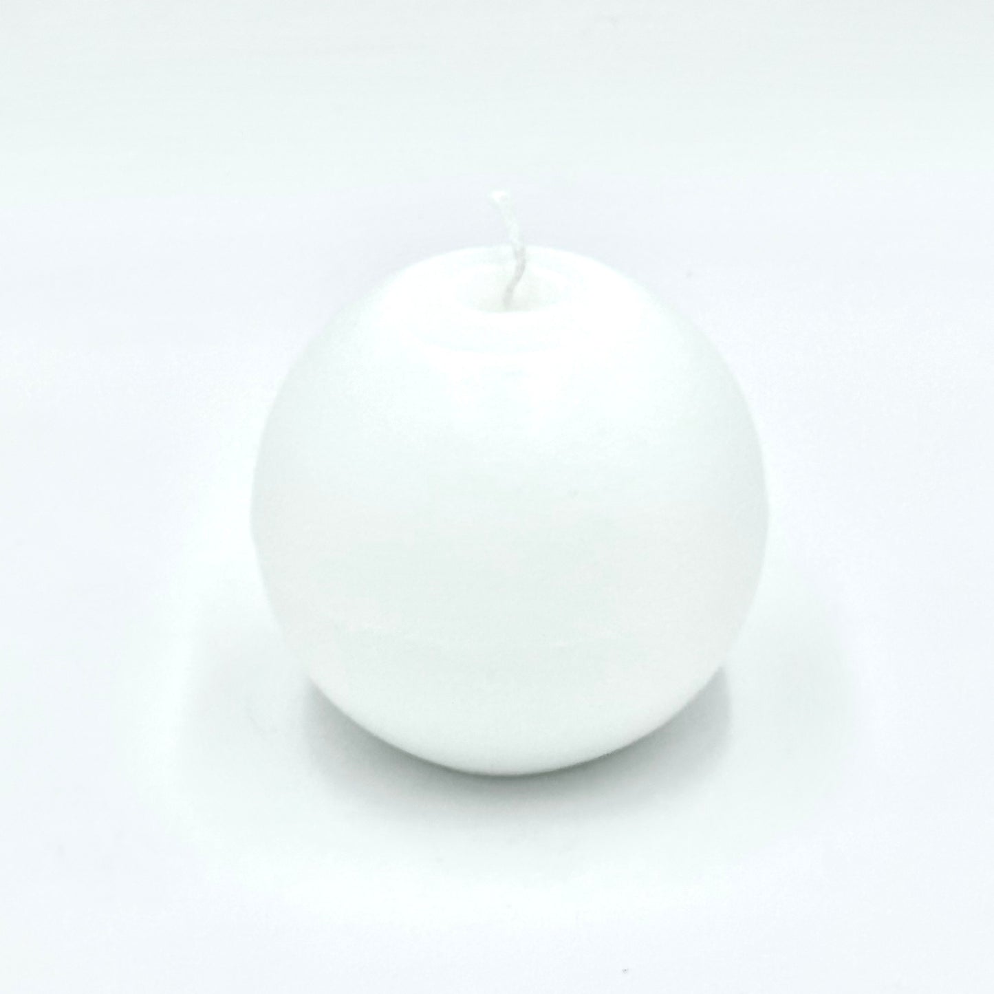Stearīna bumba, balta, 10 cm